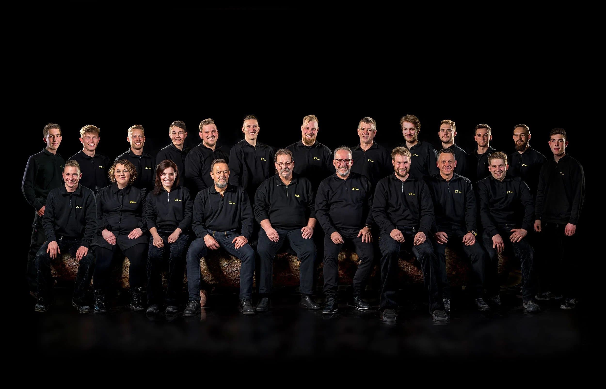 Das Gruppenfoto, 16 Personen